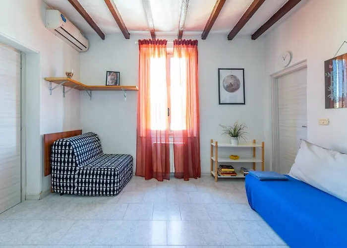 Apartment Centro Torri Huge X6 *