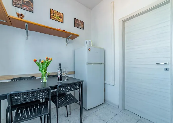 Centro Torri Huge X6 פארמה