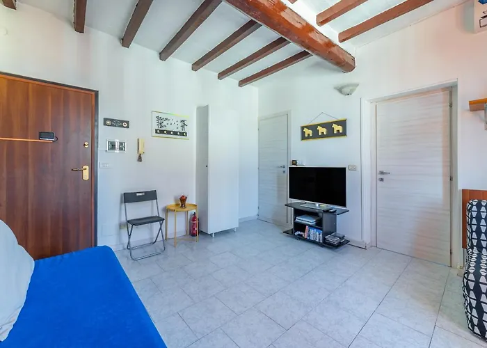 Centro Torri Huge X6 * פארמה